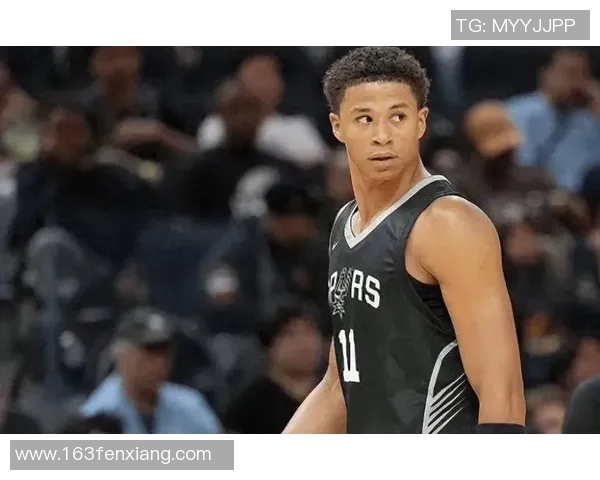 马刺新秀妹妹西德尼-布莱恩特承诺加盟堪萨斯大学,将参加篮球排球两项比赛