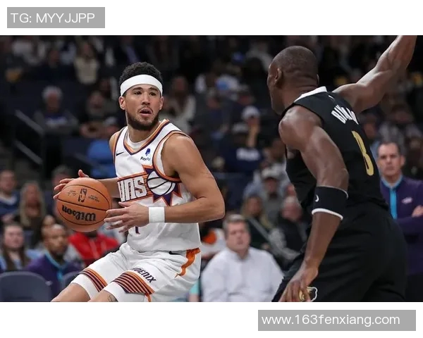 15投6中仅13分！布克低迷太阳仍胜灰熊，众将发力多点开花